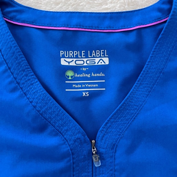 EUC Purple Label Yoga by Healing Hands Scrub Top - Picture 7 of 7